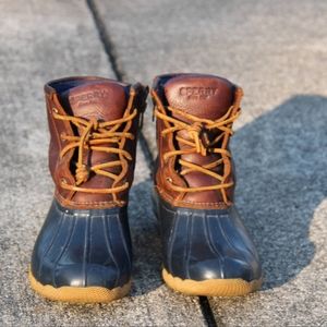 Sperry Brown/Navy Duck Boots
